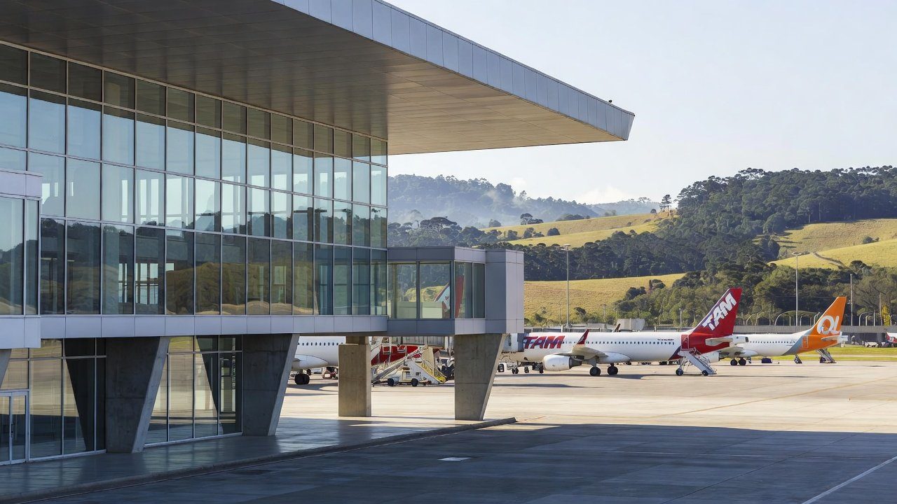 Aeroporto Afonso Pena Curitiba Paraná CWB São José dos Pinhais — Foto: Geraldo Bubniak/AEN