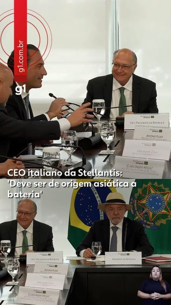 O presidente Lula durante reunião com representantes da Stellantis, no Palácio do Planalto — Foto: Reprodução/YouTube Lula