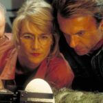 Laura Dern e Sam Neill em 'Jurassic Park' — Foto: Reprodução