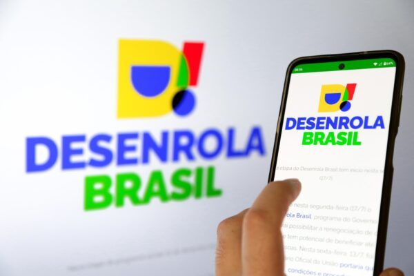 Chat de atendimento com a confirmação de dados e análise de score. — Foto: Divulgação/Kaspersky